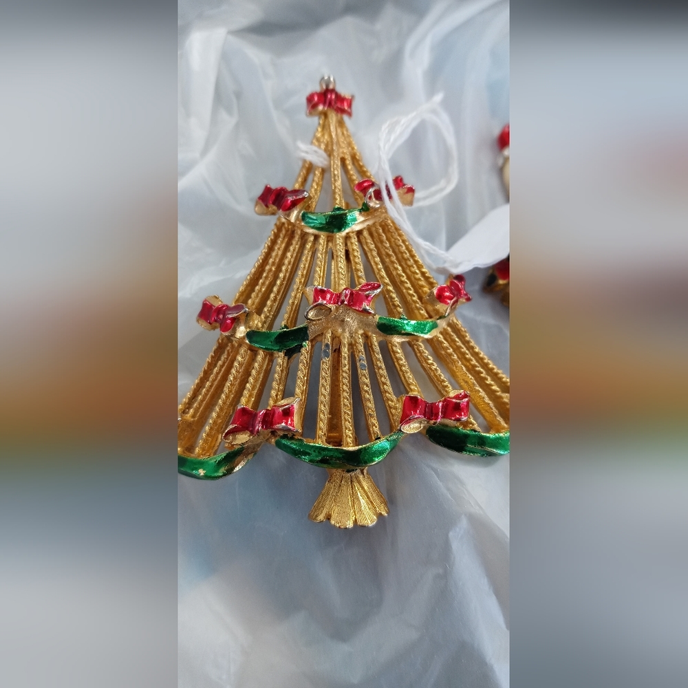 Vintage Christmas Tree Brooch